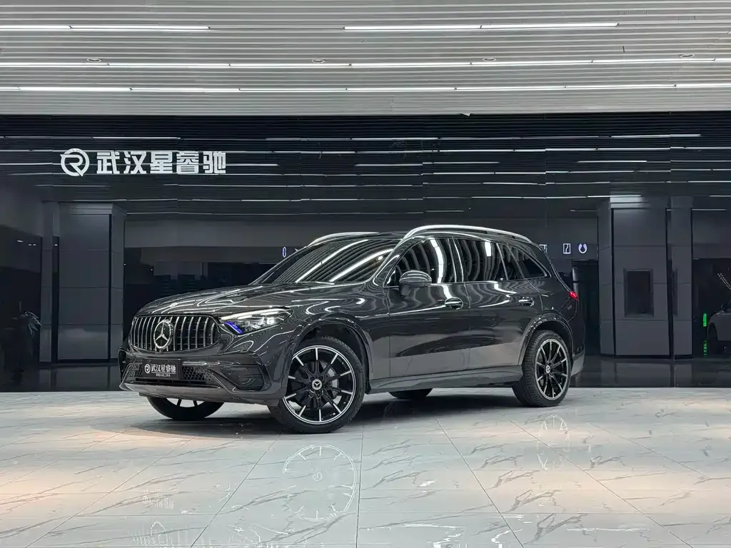 Mercedes-Benz GLC — фото 1