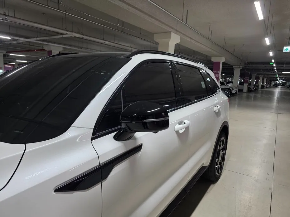 Kia Sorento — фото 8