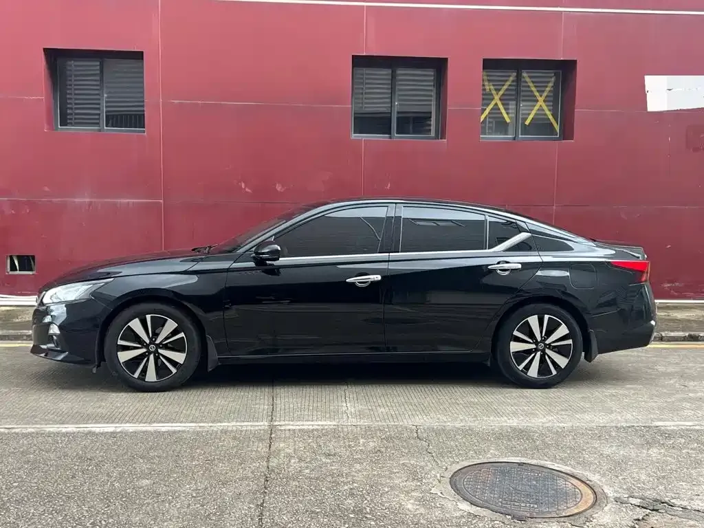 Nissan Teana — фото 4