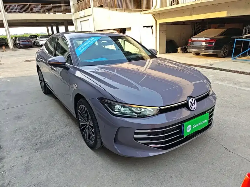 Volkswagen Passat — фото 10