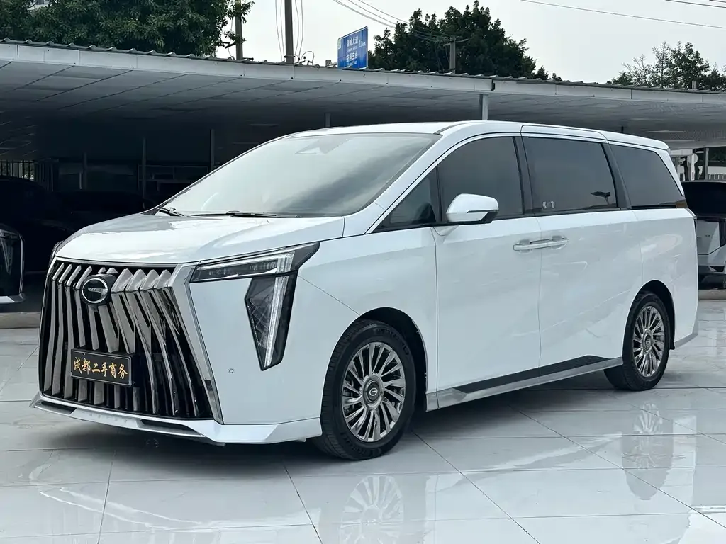 GAC Motor Trumpchi M8 — фото 1