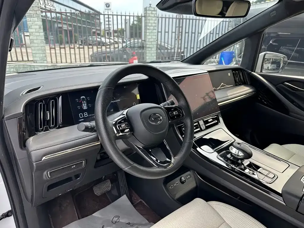 GAC Motor Trumpchi M8 — фото 3