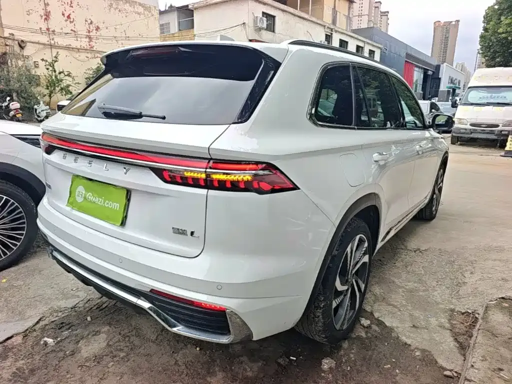 Geely Xingyue L — фото 6