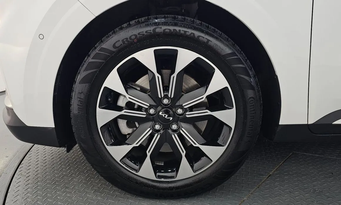 Kia Carnival — фото 10