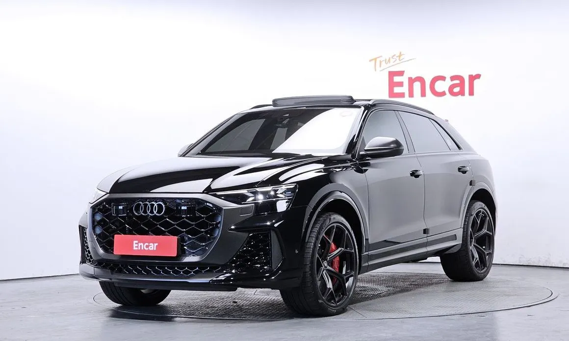 Audi RSQ8 — фото 1