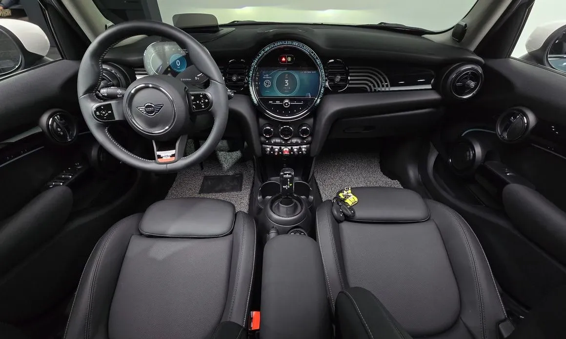 Mini Cooper — фото 9