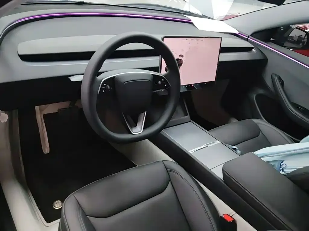 Tesla Model 3 — фото 3