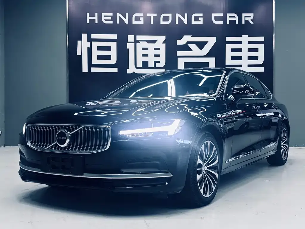 Volvo S90 — фото 1