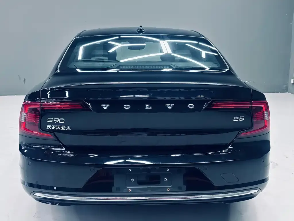 Volvo S90 — фото 2