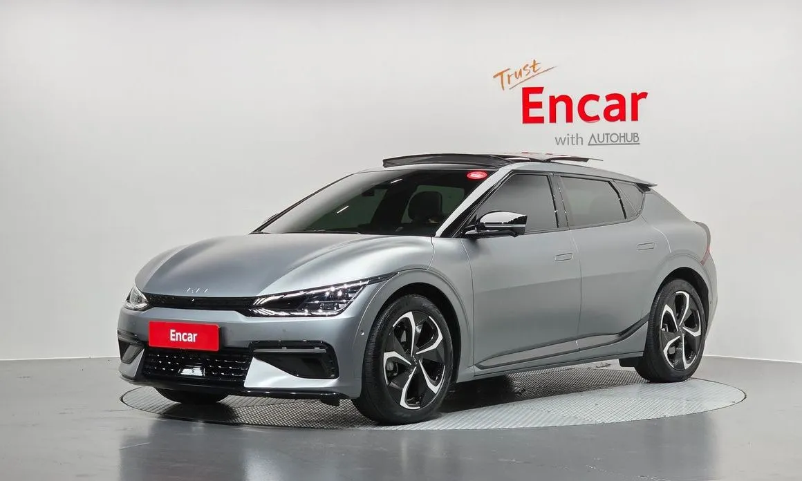 Kia EV6 — фото 1