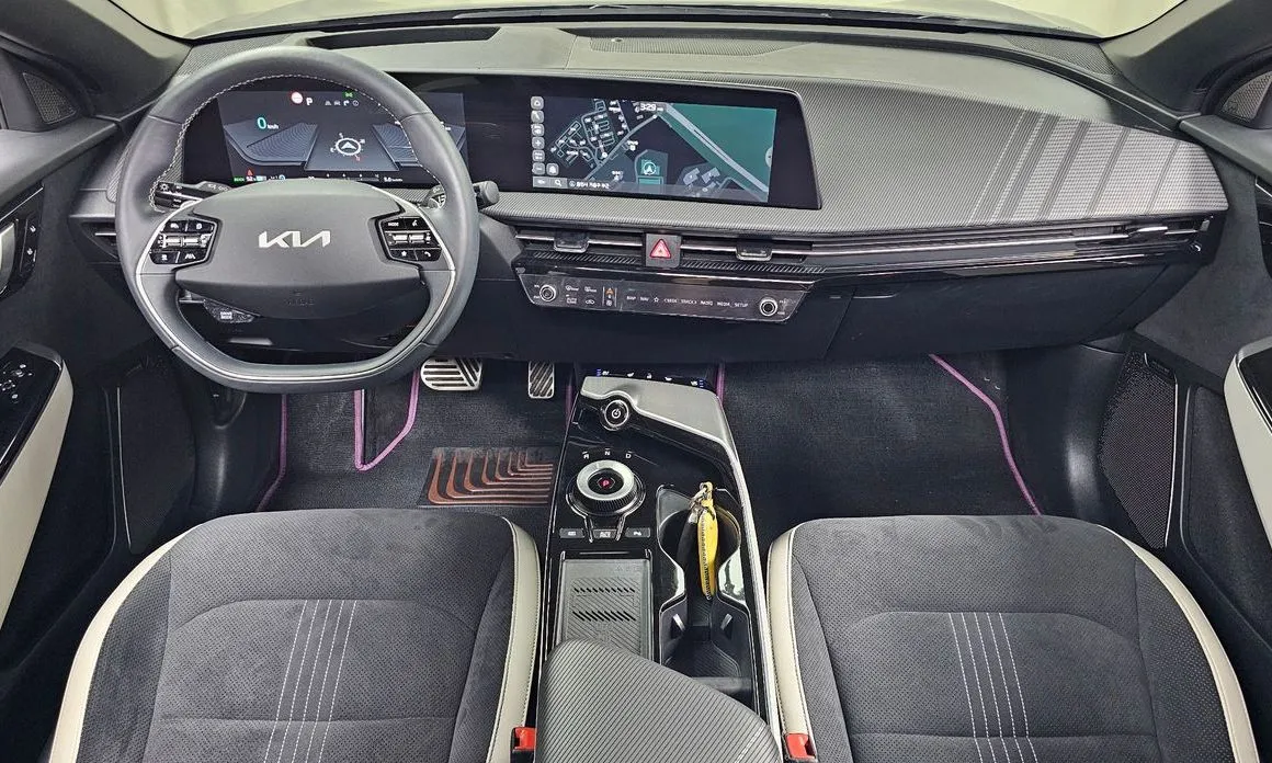 Kia EV6 — фото 8