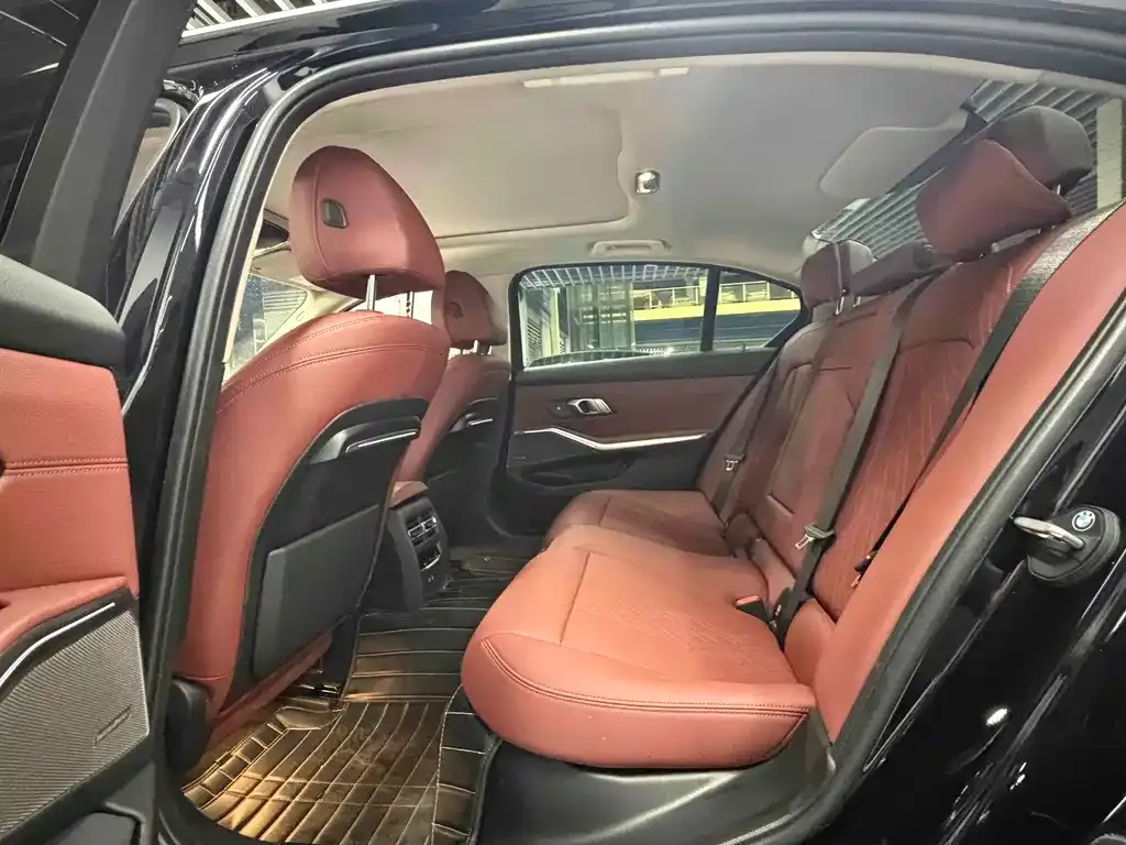 BMW 3 Series — фото 10