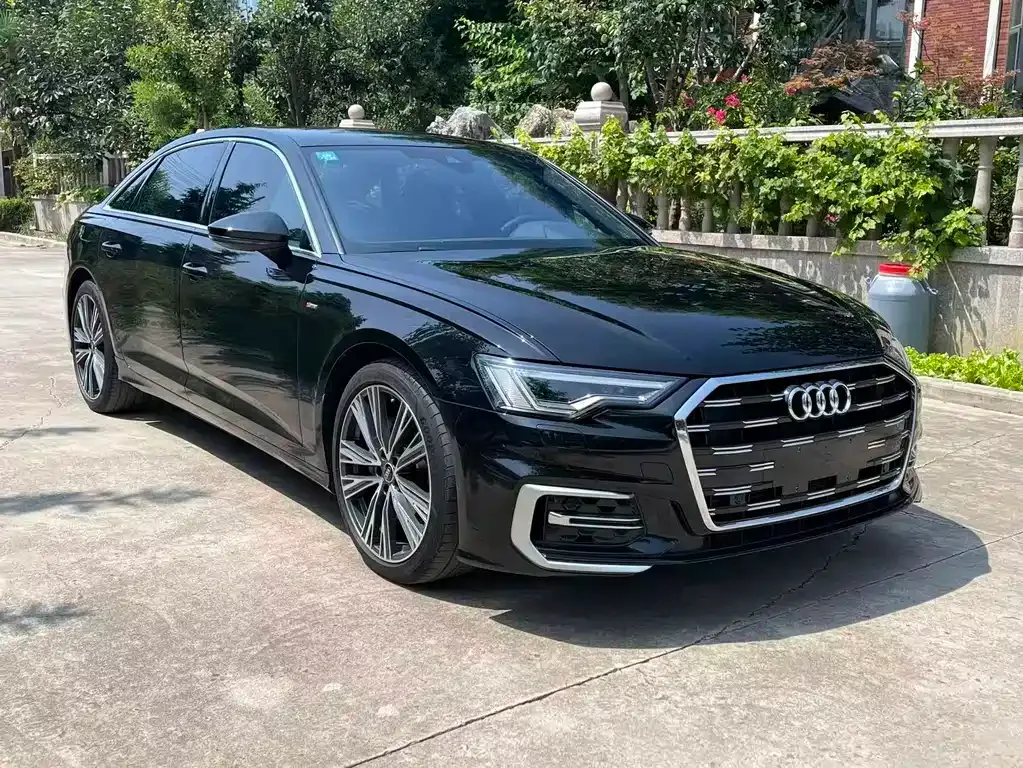 Audi A6L — фото 10