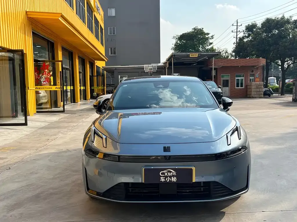 Lynk & Co 07 EM-P — фото 6