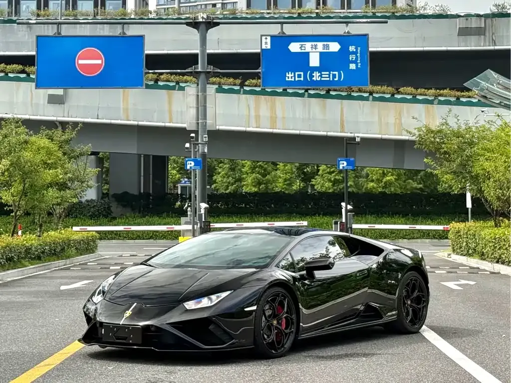 Lamborghini Huracan — фото 8