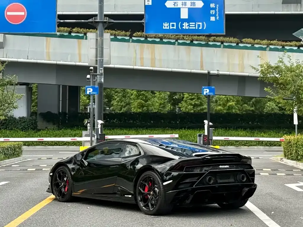 Lamborghini Huracan — фото 3