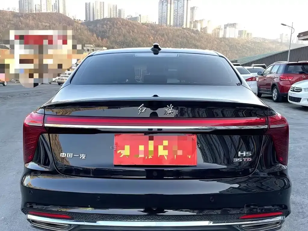 Hongqi H5 — фото 2