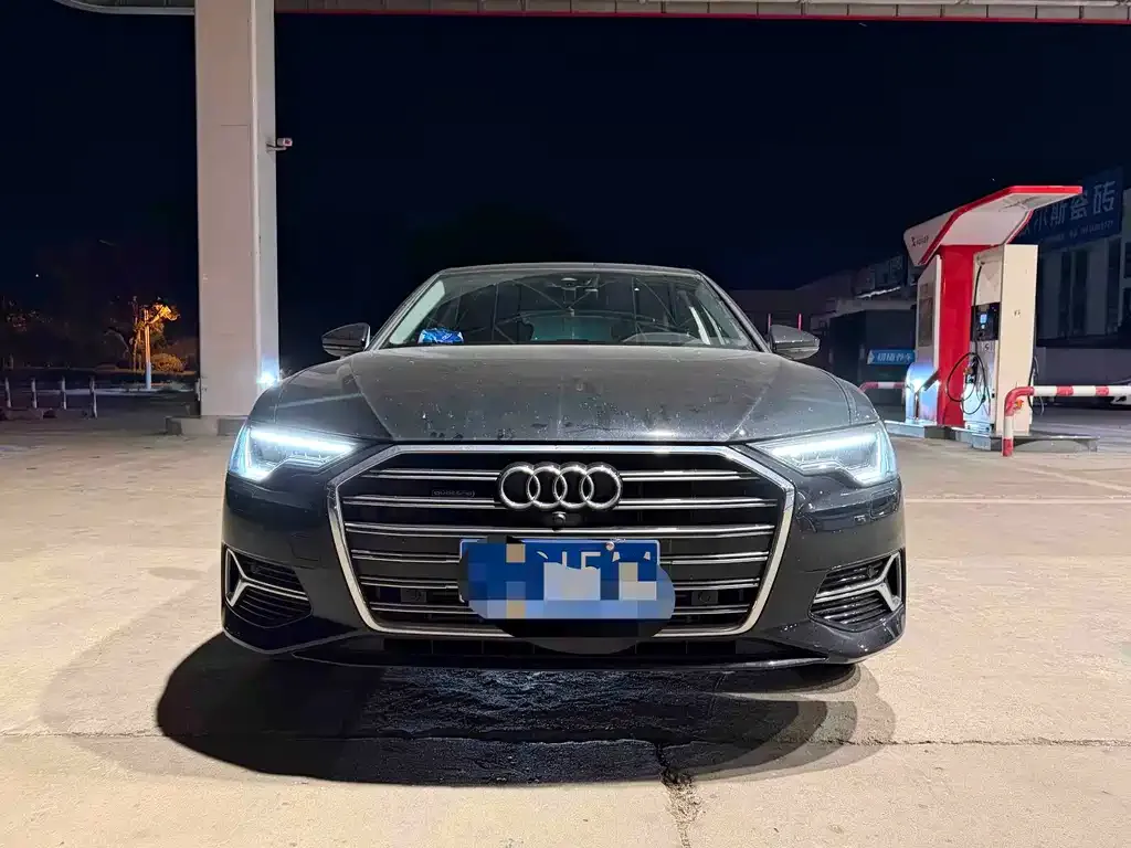 Audi A6L — фото 2