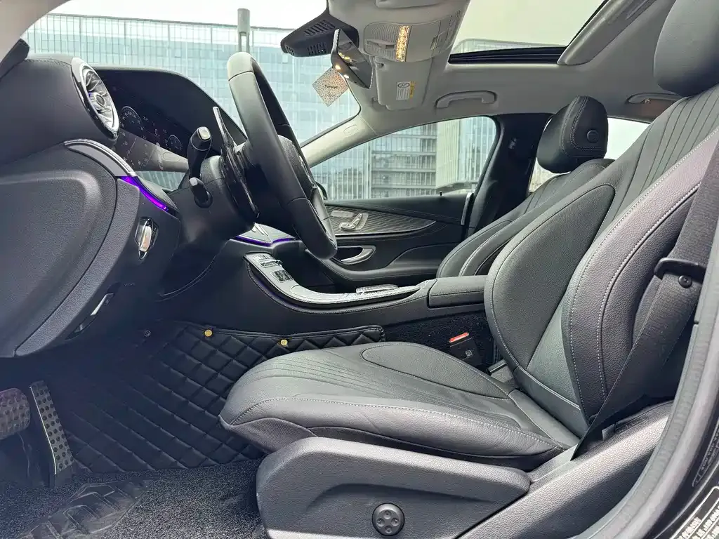Mercedes-Benz CLS — фото 7