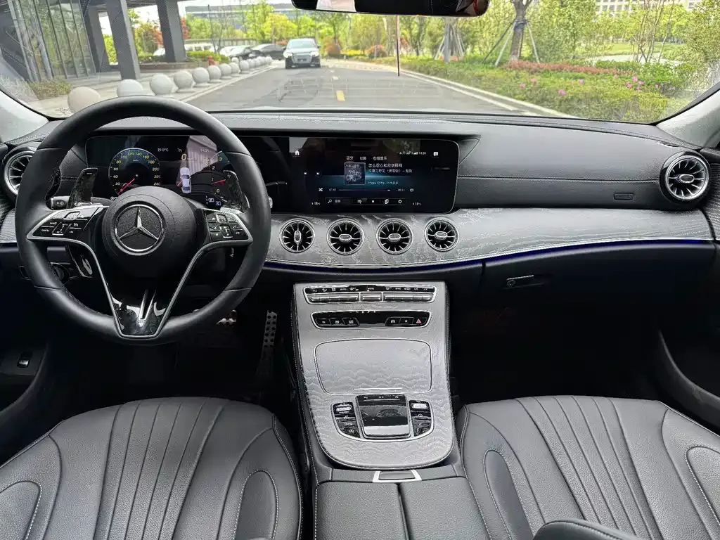 Mercedes-Benz CLS — фото 9