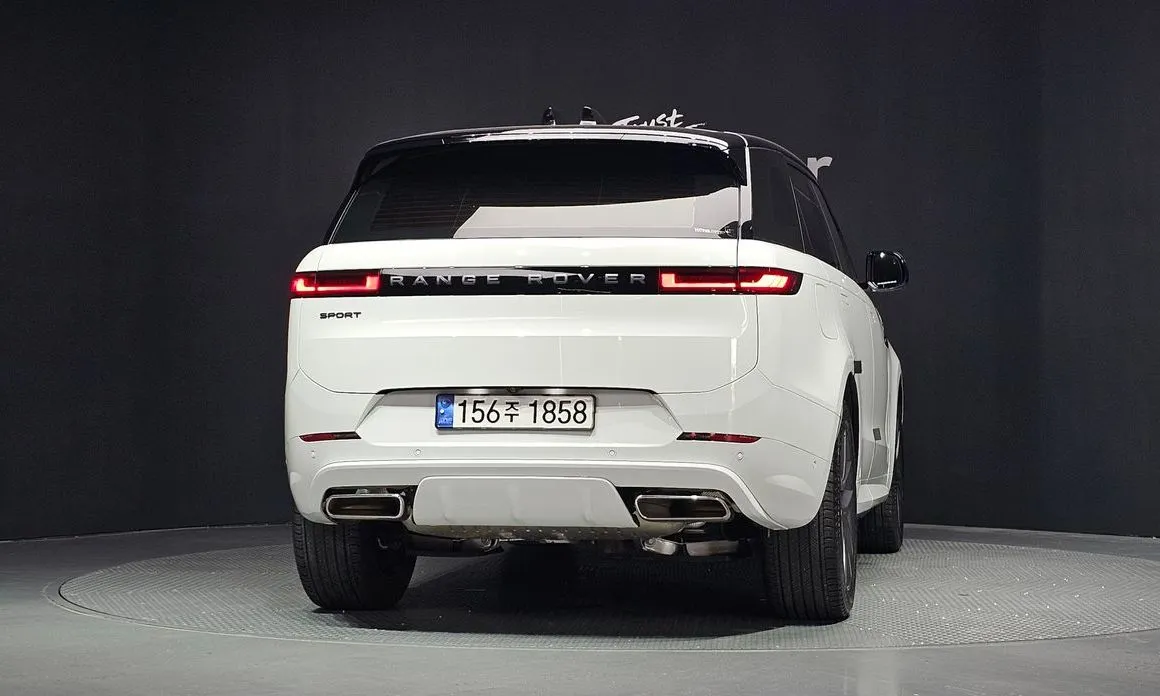 Land Rover Range Rover Sport — фото 9