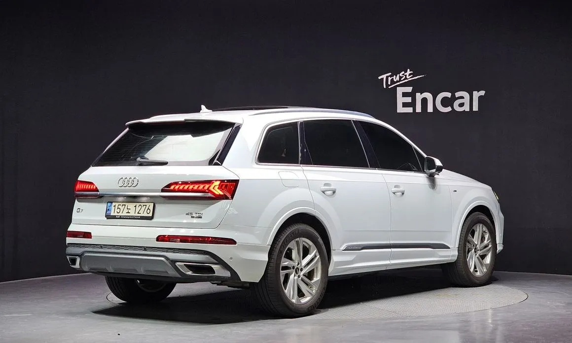 Audi Q7 — фото 3