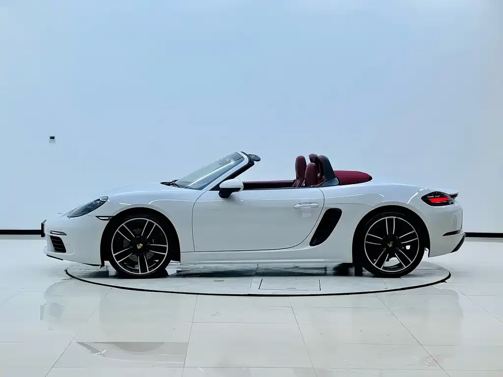 Porsche 718 — фото 6