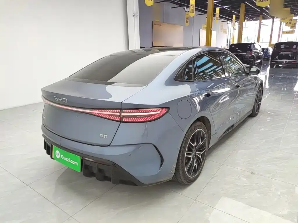 BYD Seal — фото 10