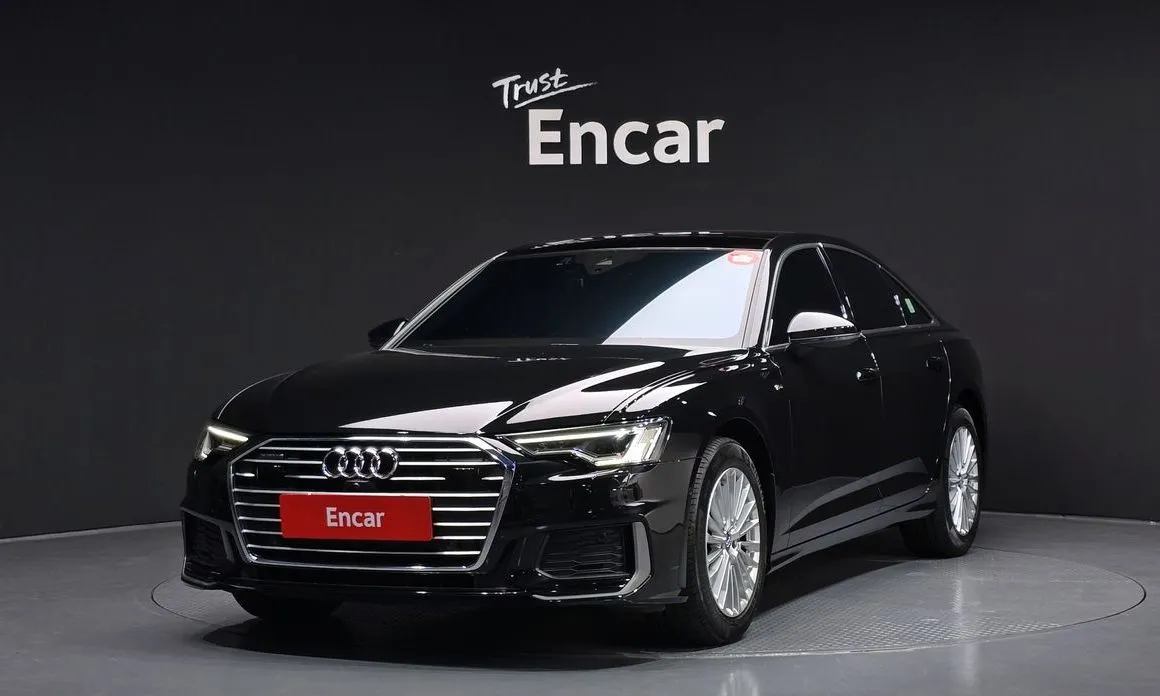 Audi A6 — фото 1