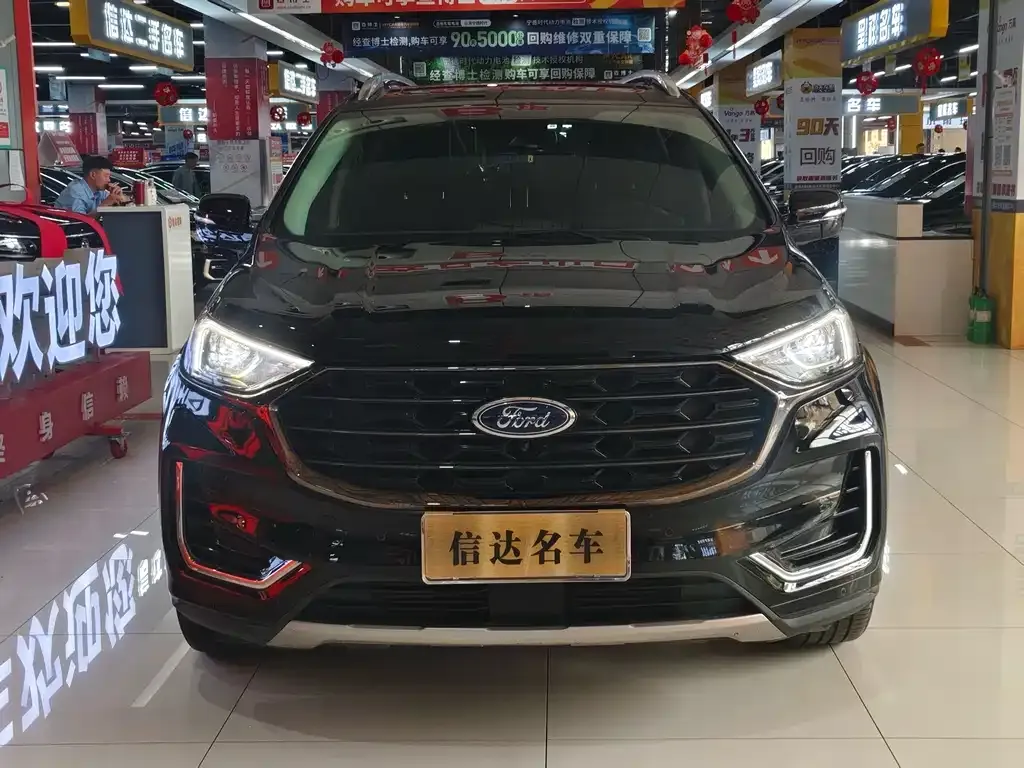 Ford Edge — фото 7
