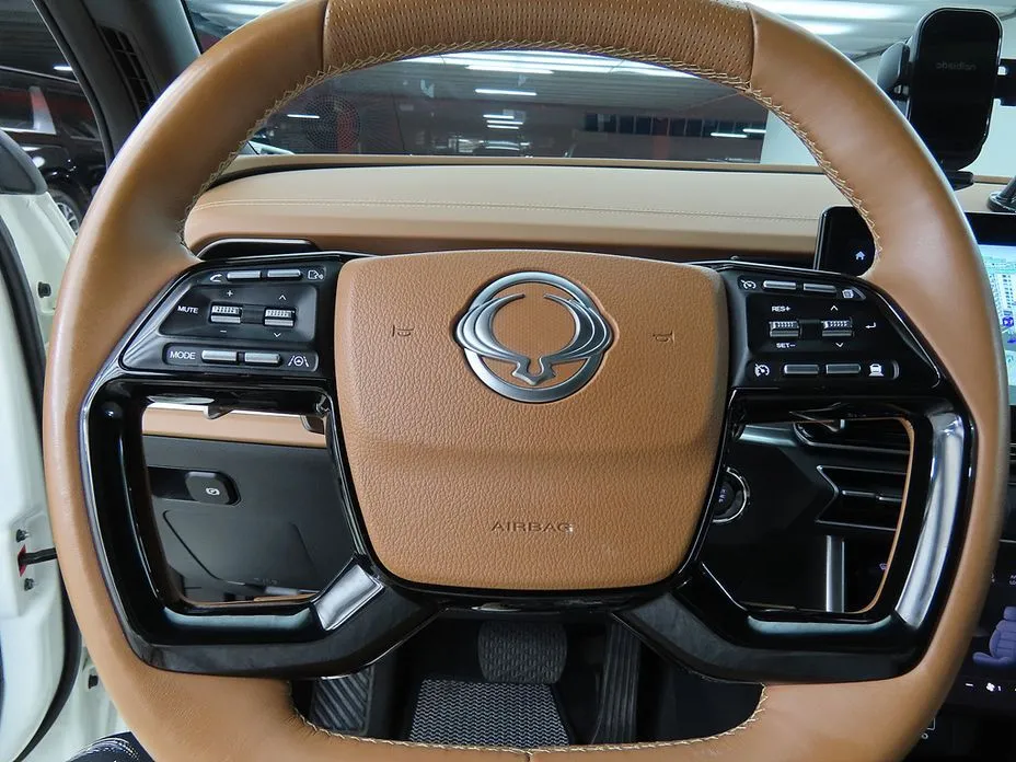 KG Mobility (Ssangyong) Torres — фото 9