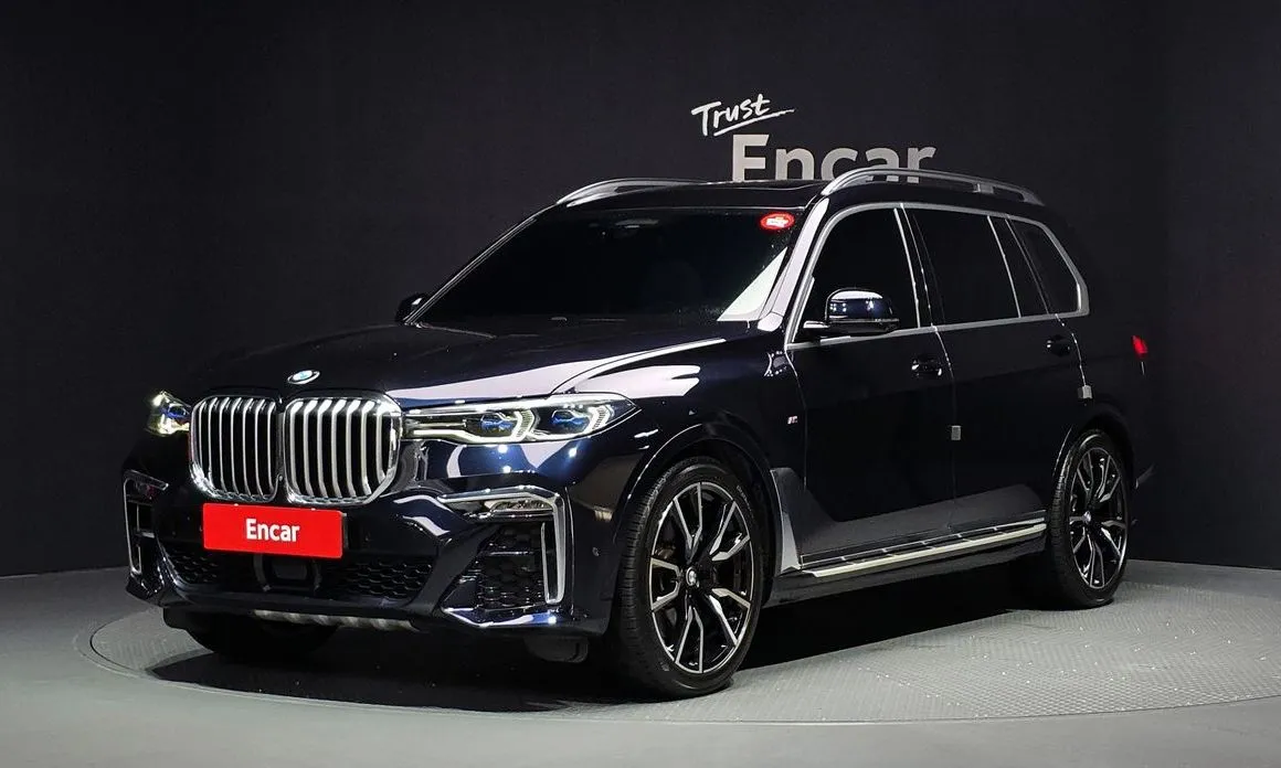 BMW X7 — фото 1