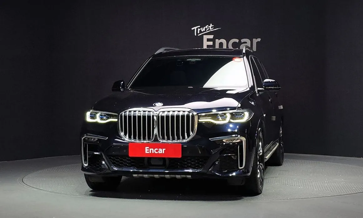 BMW X7 — фото 2