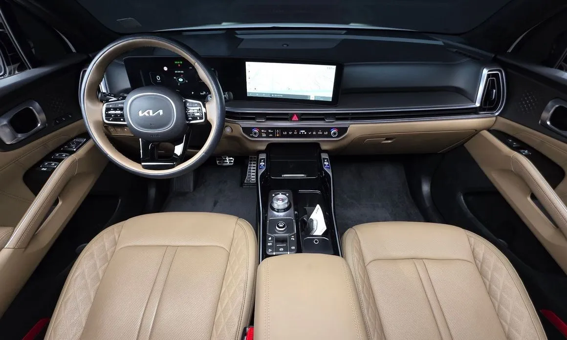 Kia Sorento — фото 6