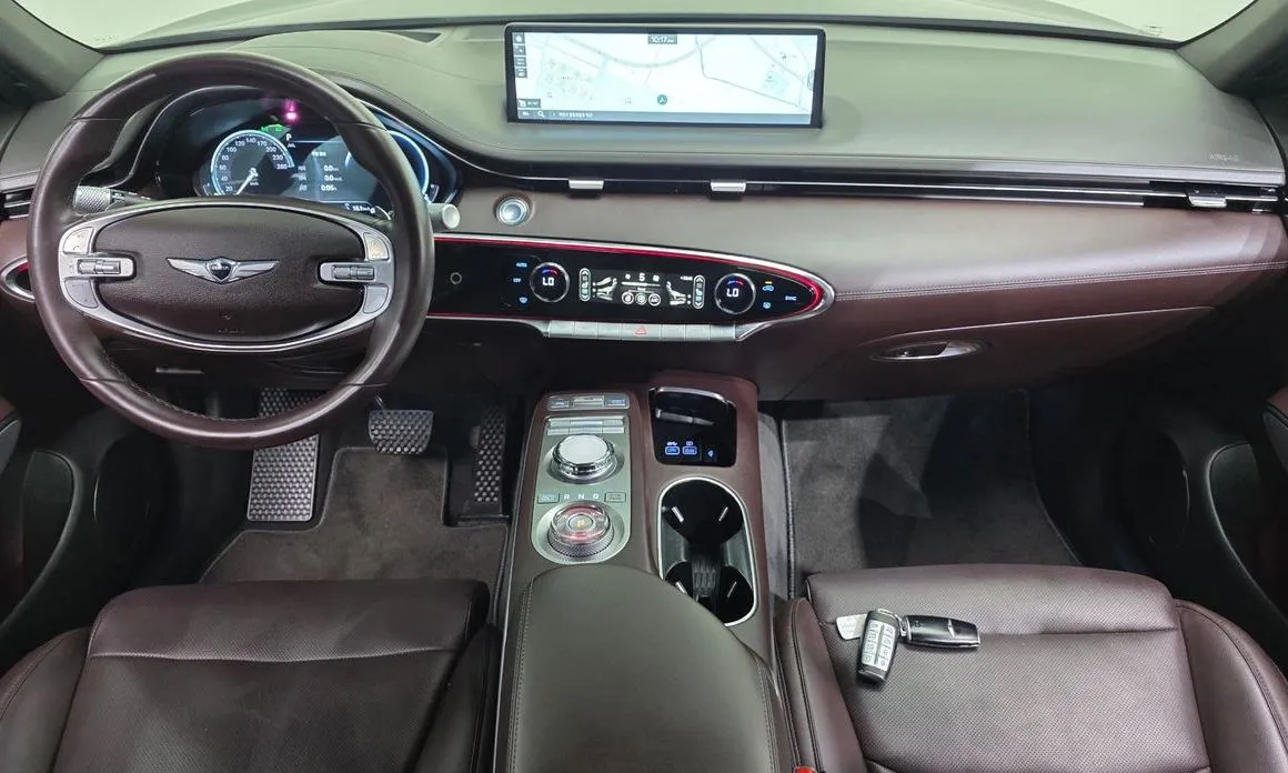 Genesis GV70 — фото 10