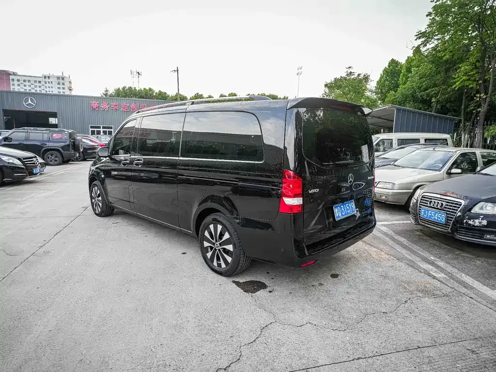 Mercedes-Benz Vito — фото 9