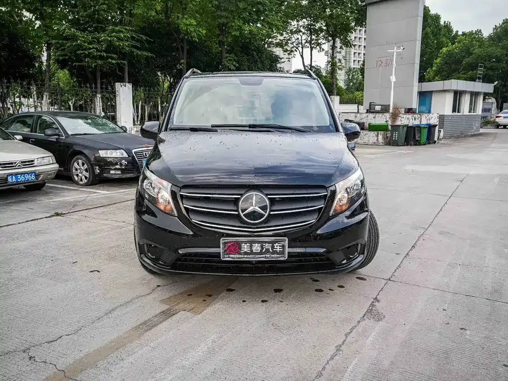 Mercedes-Benz Vito — фото 10