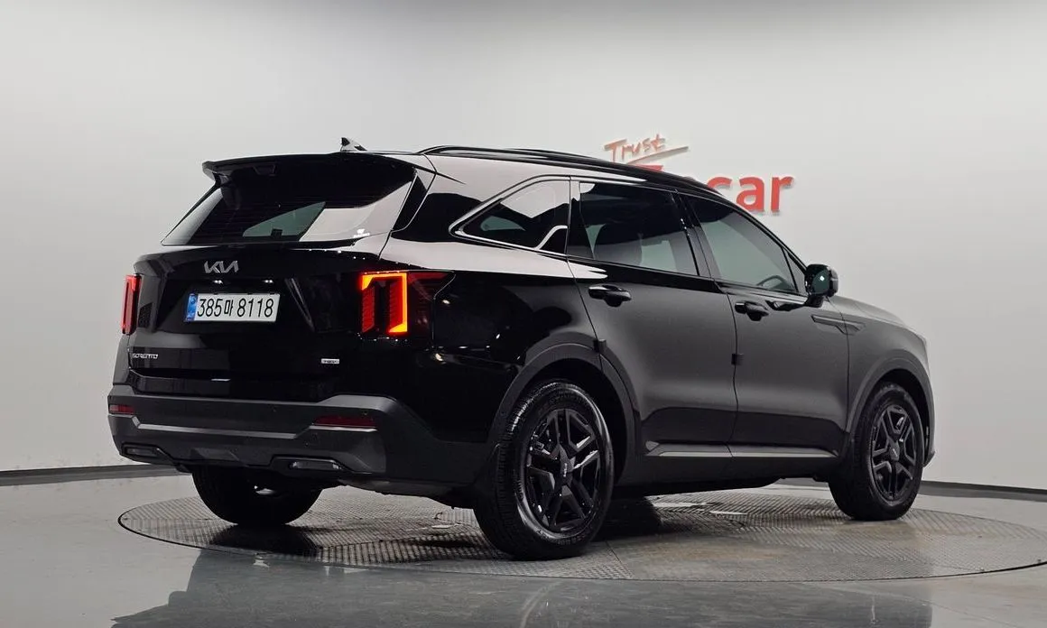 Kia Sorento — фото 4