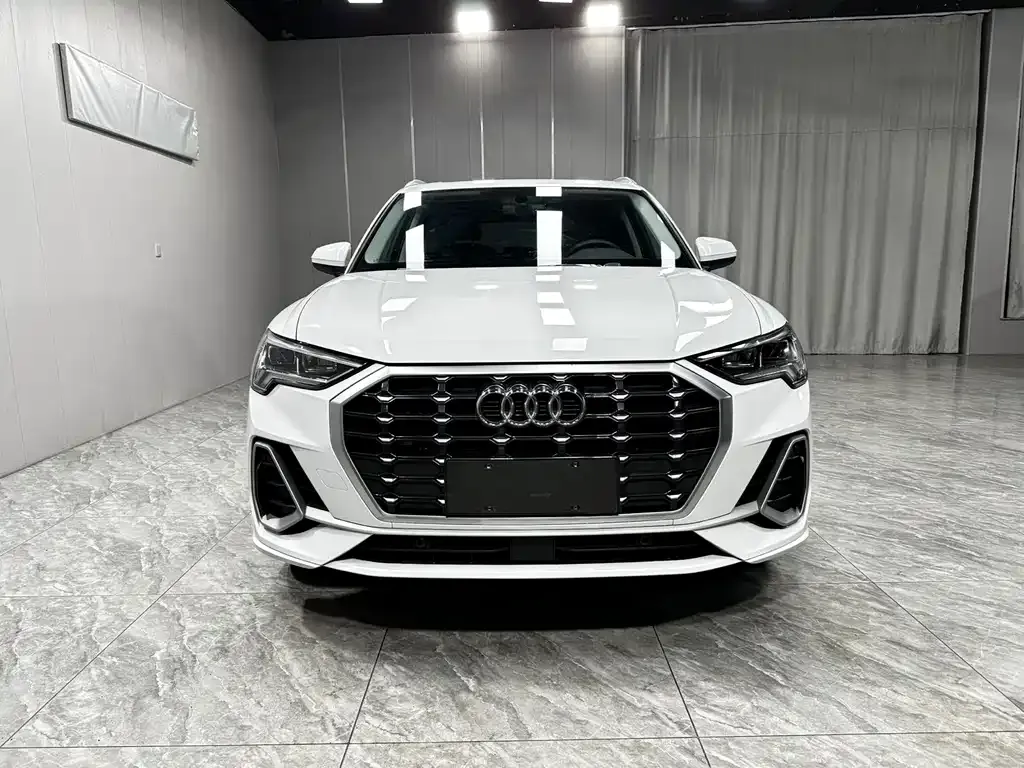 Audi Q3 — фото 4