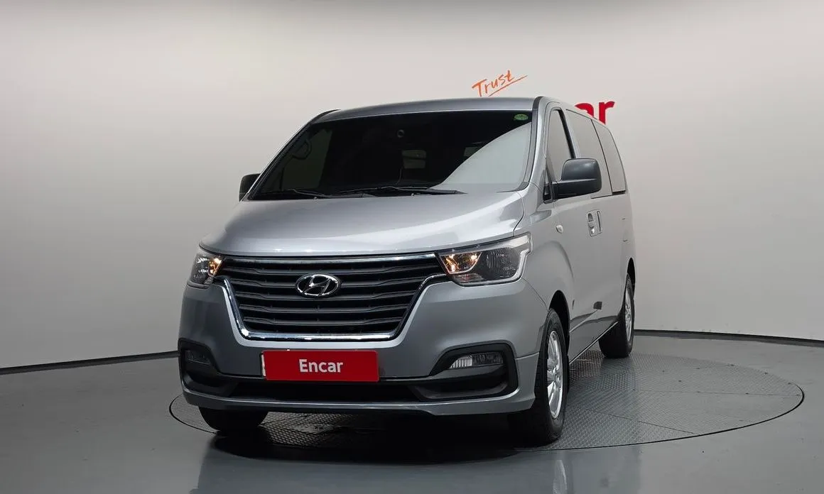 Hyundai Starex — фото 4