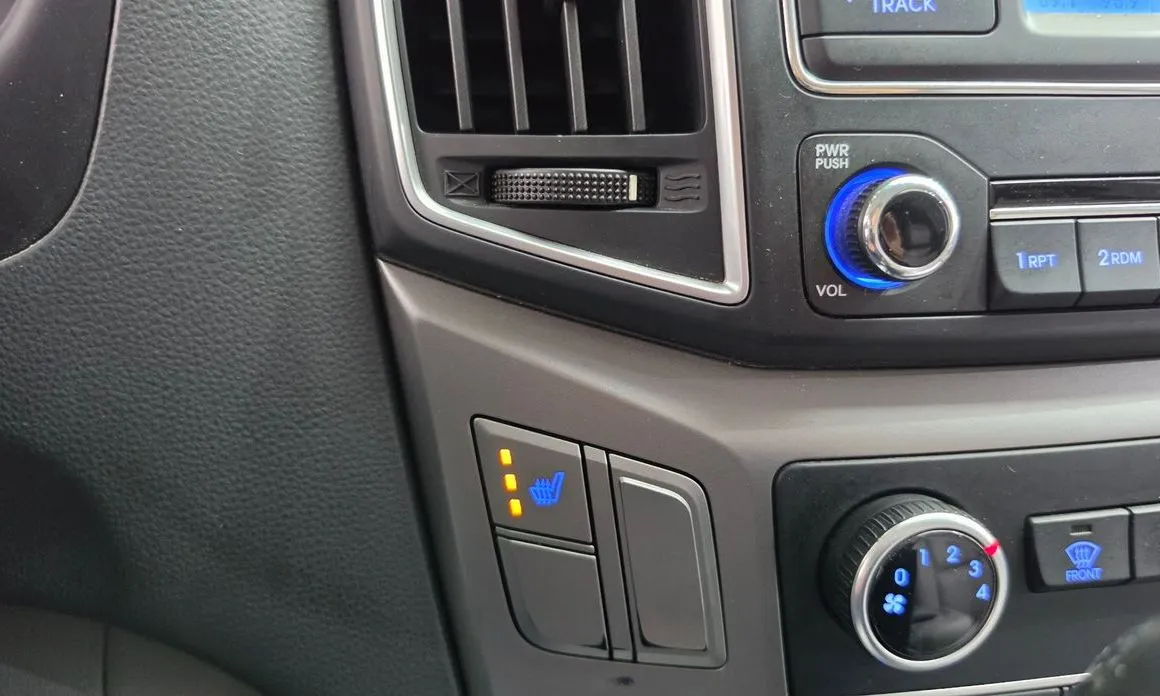 Hyundai Starex — фото 10