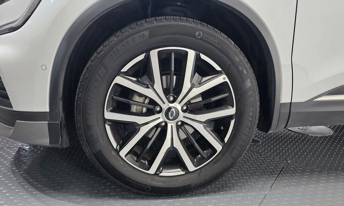 Renault Korea (Samsung) QM6 — фото 10