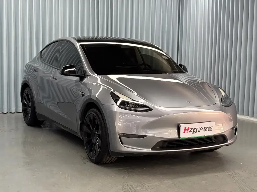 Tesla Model Y — фото 5