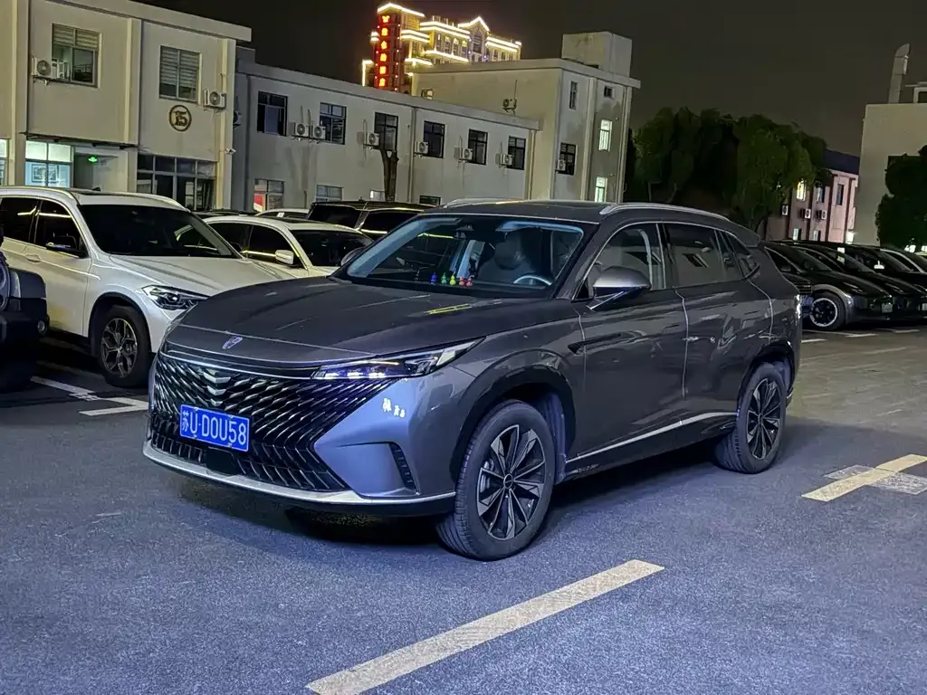 Roewe RX5 — фото 1
