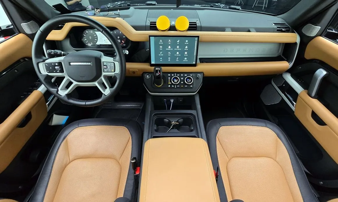 Land Rover Defender — фото 10