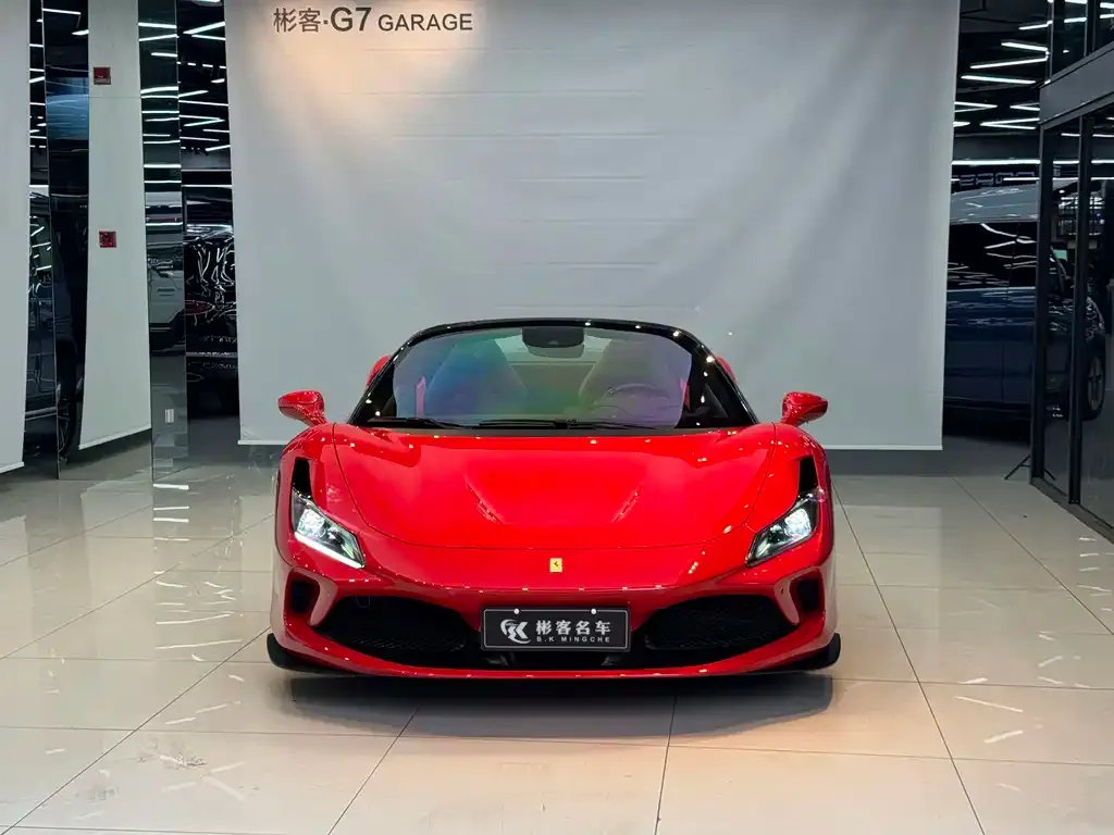 Ferrari F8 — фото 7