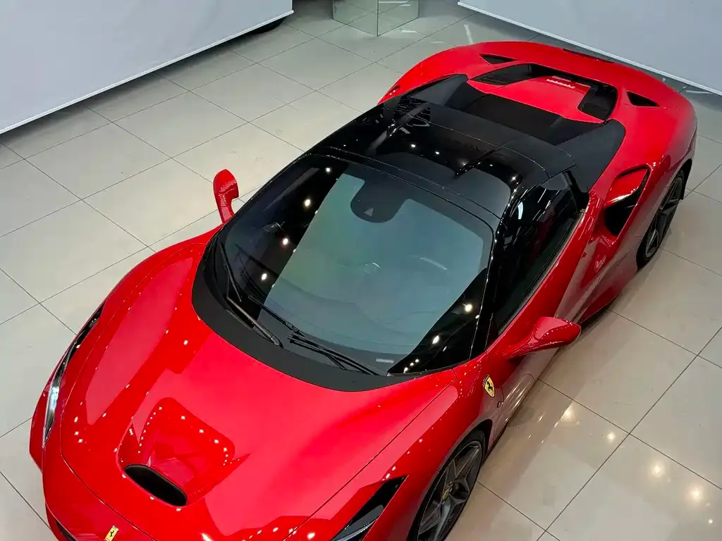 Ferrari F8 — фото 6