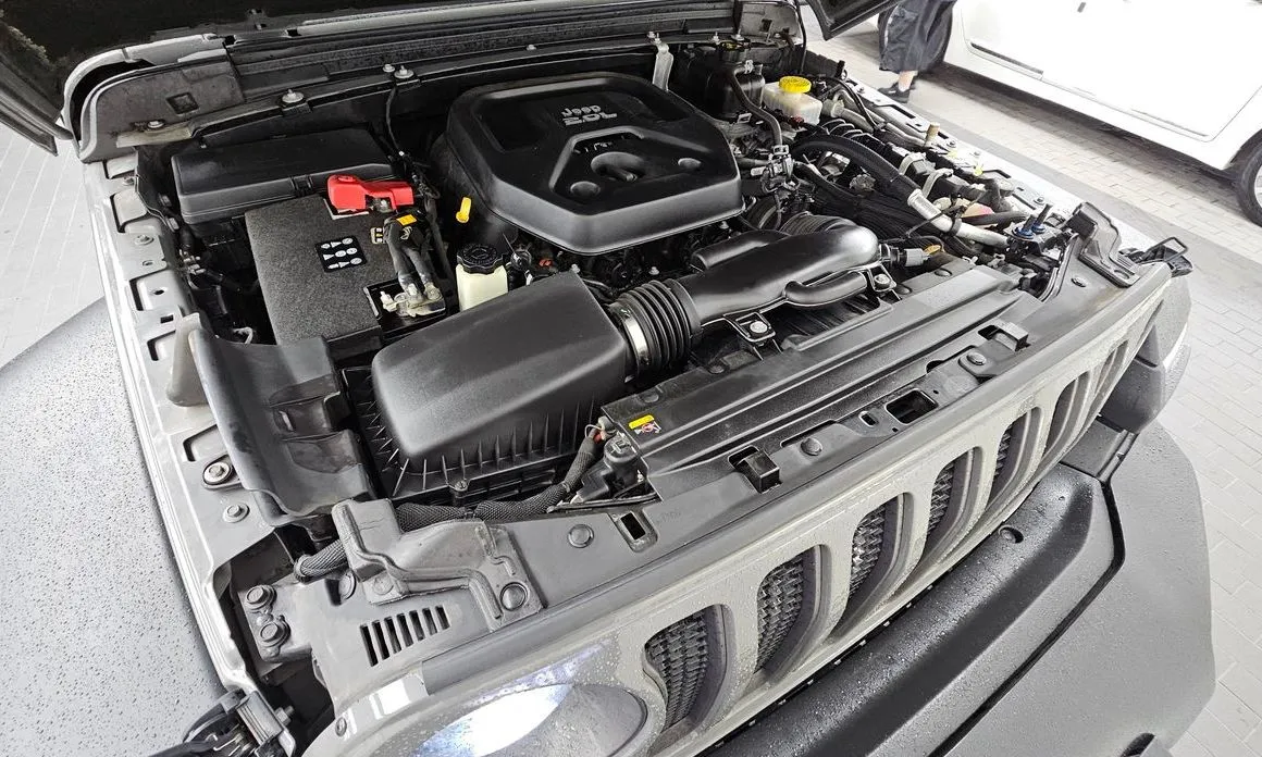 Jeep Wrangler — фото 10