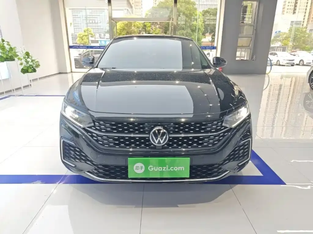 Volkswagen Passat — фото 2