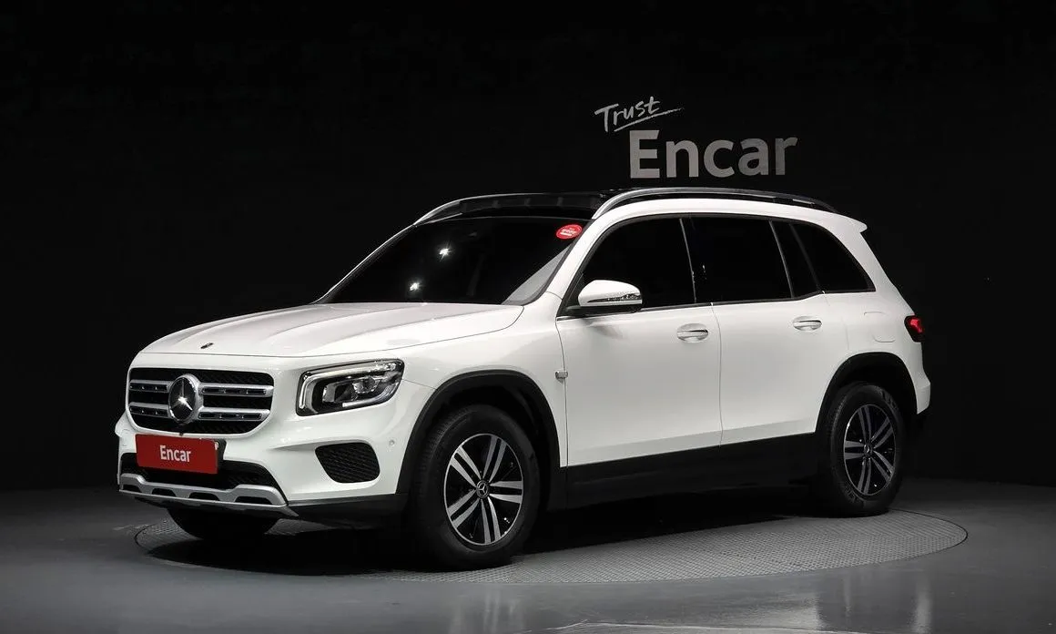 Mercedes-Benz GLB-Class — фото 1